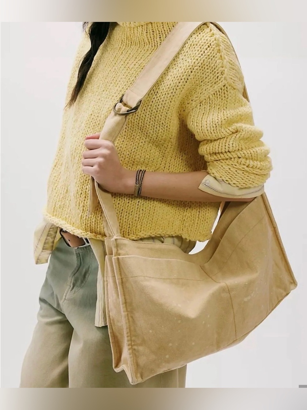 NWT §Free People Camp Crush Sling
Bag